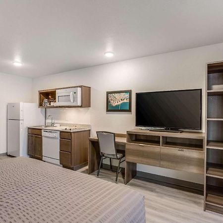 Woodspring Suites Detroit Farmington Hills Exteriör bild